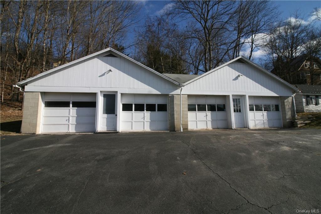 Commercial Sale Upper Main  Sullivan, NY 12723, MLS-H6232916-13