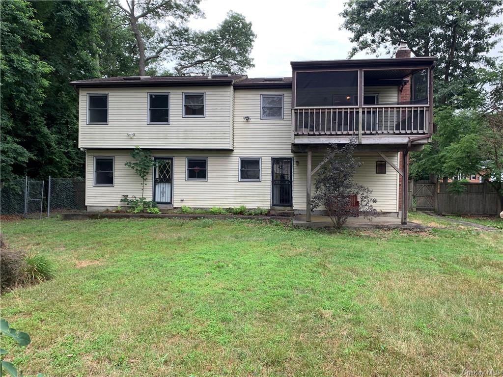 Single Family Perry  Suffolk, NY 11798, MLS-H6201934-13