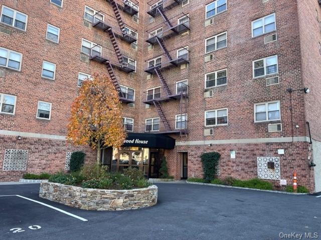 Coop Secor  Westchester, NY 10704, MLS-H6276965-13