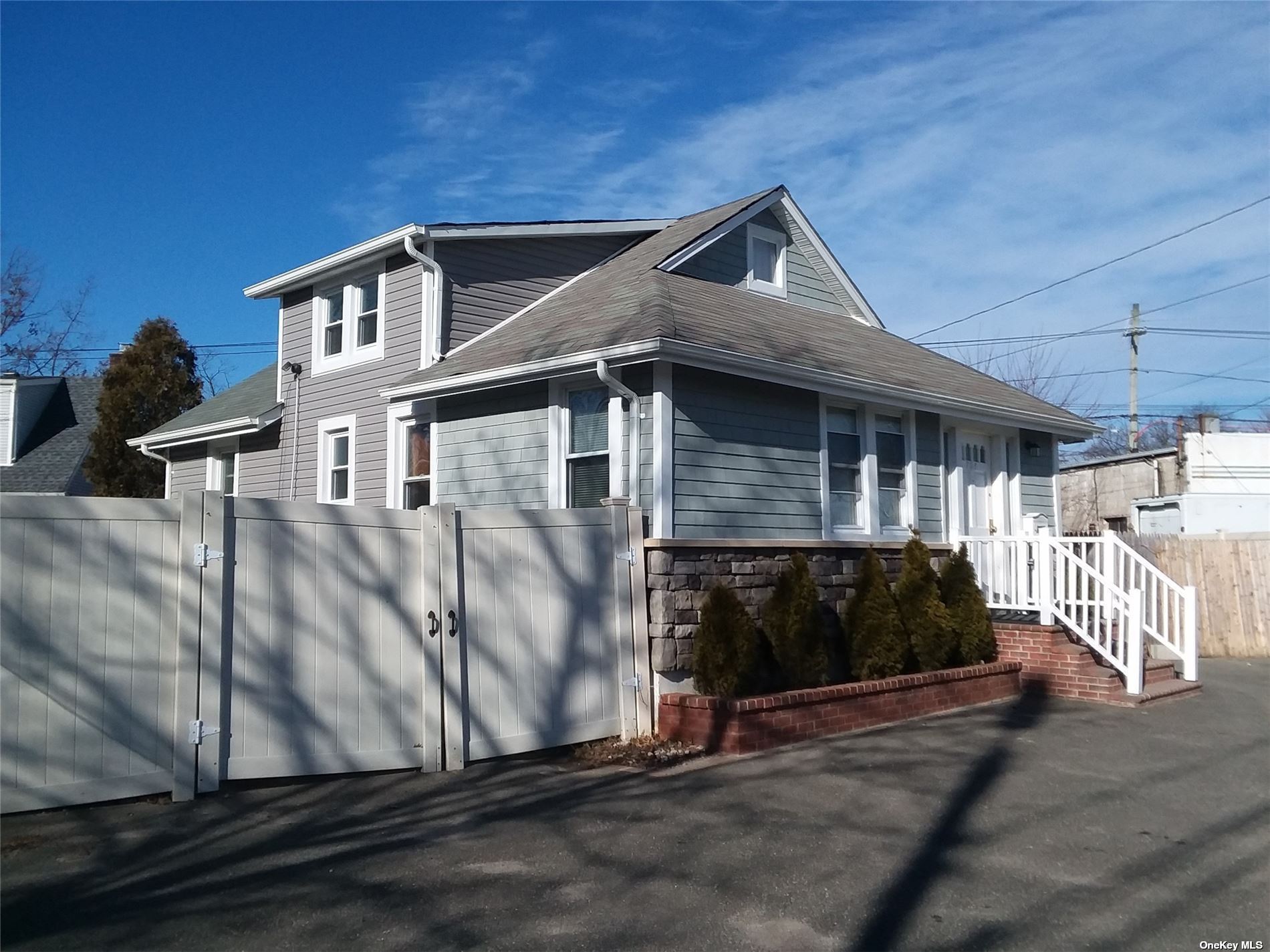 Single Family Newbridge  Nassau, NY 11710, MLS-3517066-14