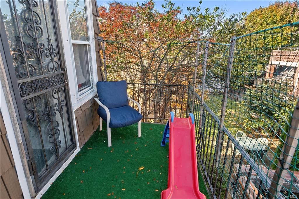 Single Family Pierce  Bronx, NY 10461, MLS-H6276240-14