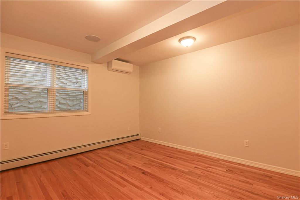 Single Family Balcom  Bronx, NY 10465, MLS-H6271643-14