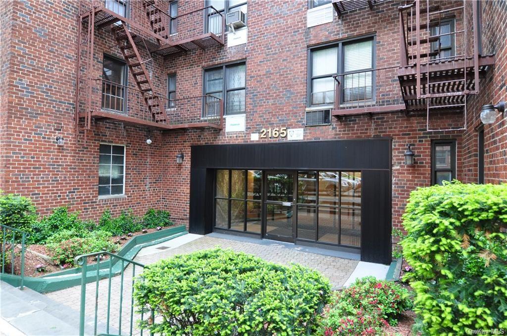 Apartment Matthews  Bronx, NY 10462, MLS-H6256732-14