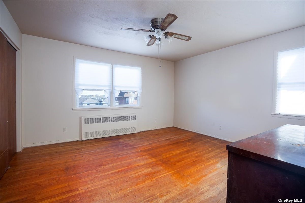 Single Family Ditmars  Queens, NY 11369, MLS-3516784-14