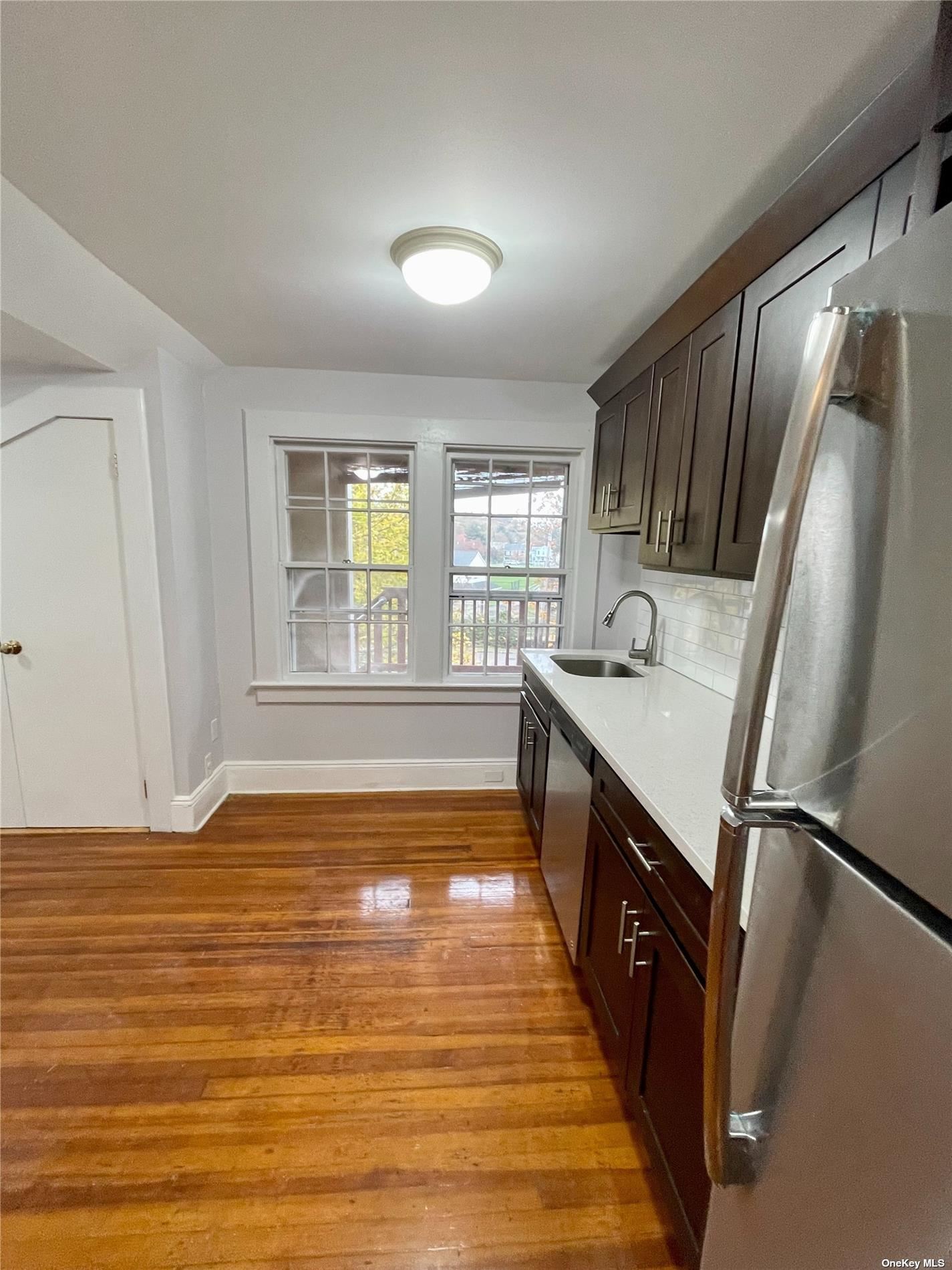 Apartment Maxwell  Nassau, NY 11771, MLS-3515963-14