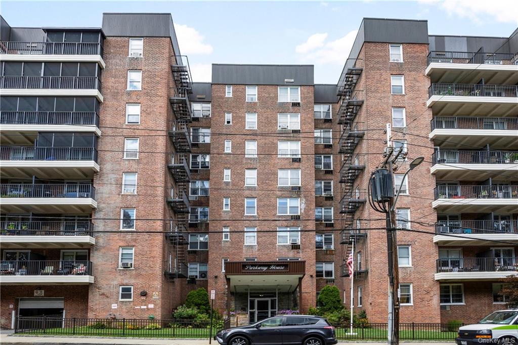 Coop Bronx River  Westchester, NY 10704, MLS-H6280111-15