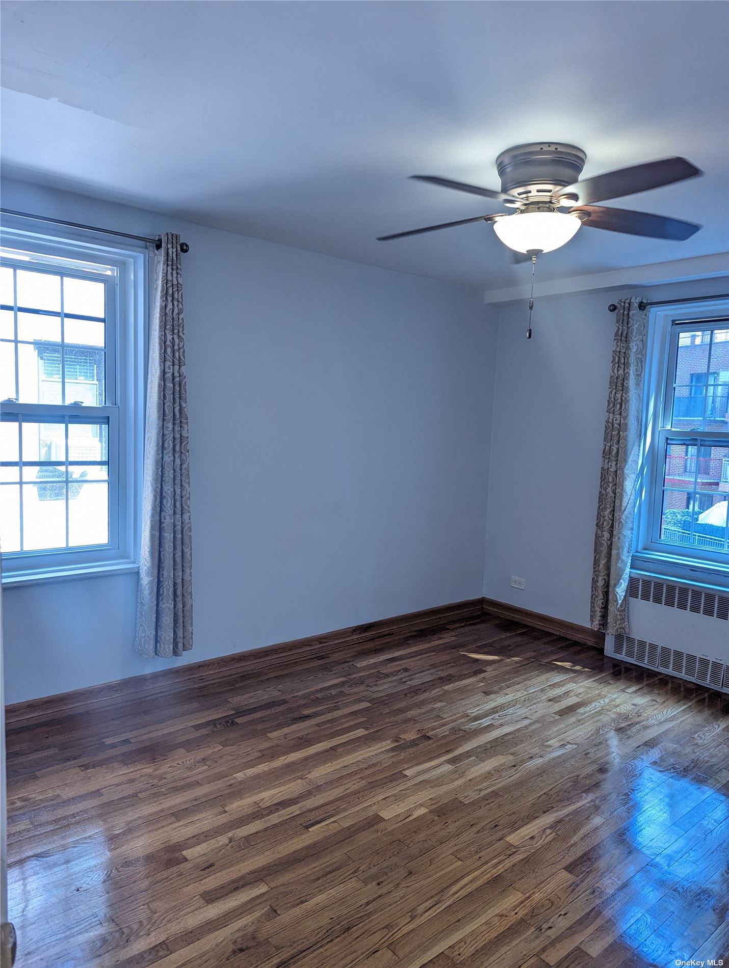 Apartment Burden  Queens, NY 11435, MLS-3506369-15