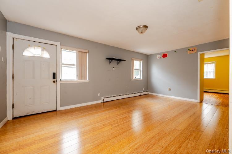 Single Family Delanoy  Bronx, NY 10469, MLS-H6266416-15