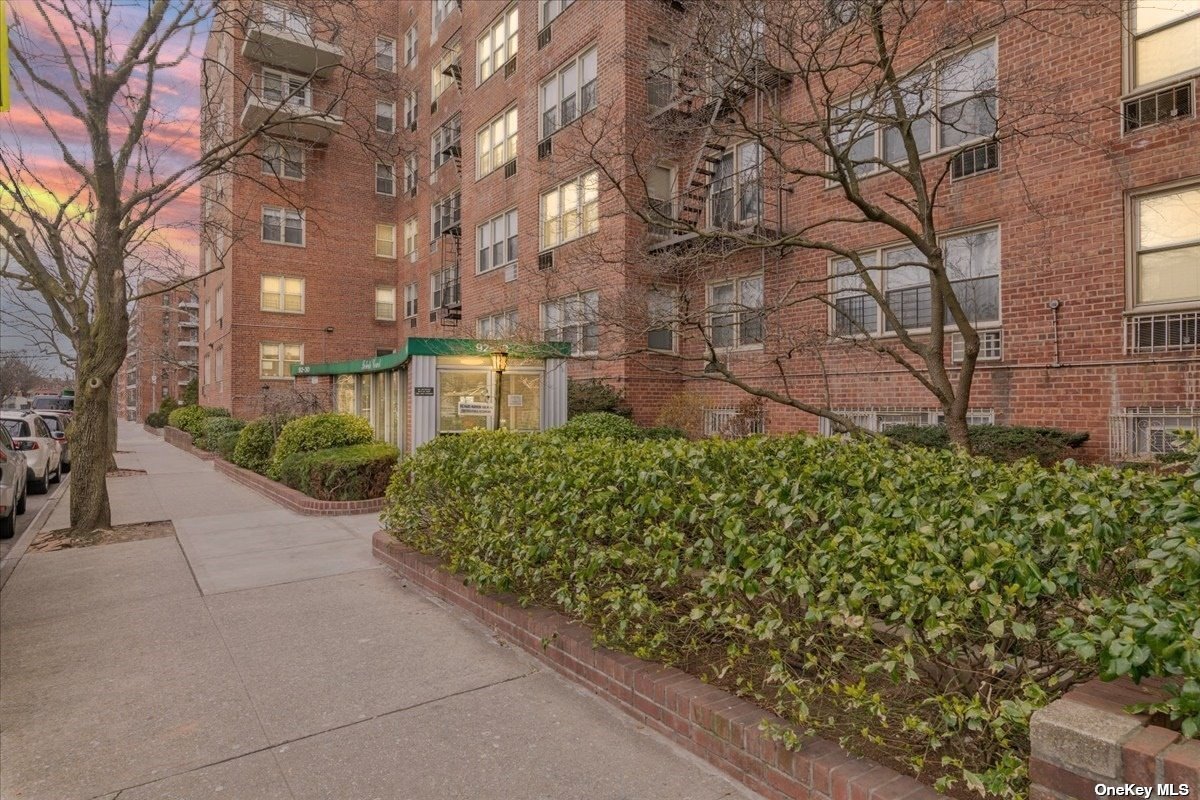 Coop 56th Ave  Queens, NY 11373, MLS-3504747-15
