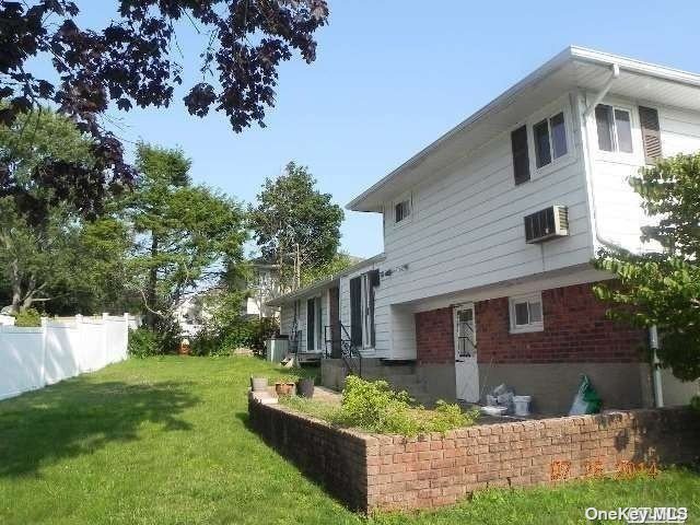 House Halcourt  Nassau, NY 11803, MLS-3503772-15