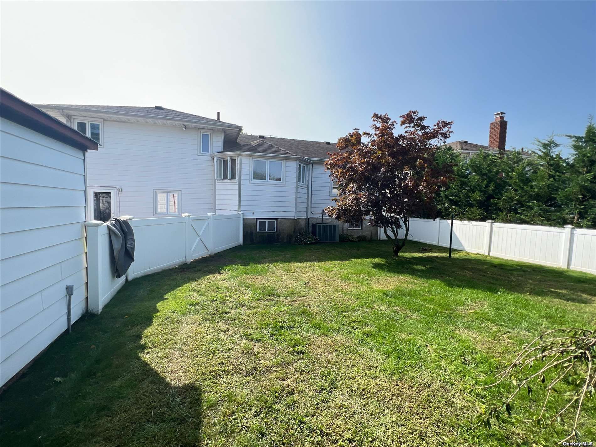 Single Family Merrick  Nassau, NY 11758, MLS-3507800-15