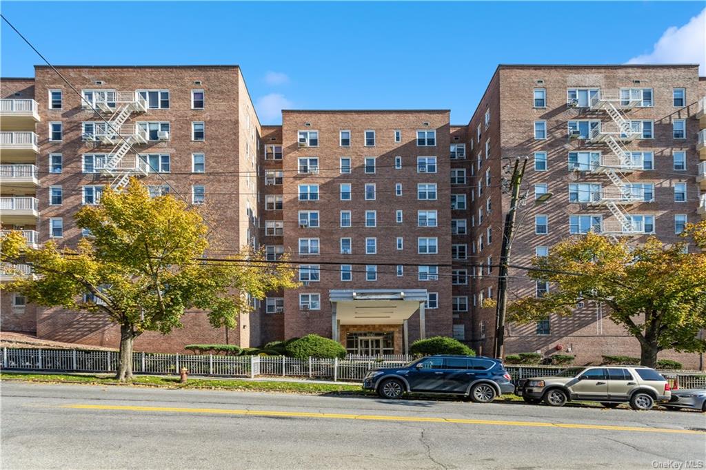 Coop Broadway  Westchester, NY 10701, MLS-H6278815-15