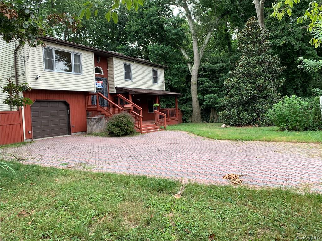 Single Family Perry  Suffolk, NY 11798, MLS-H6201934-15