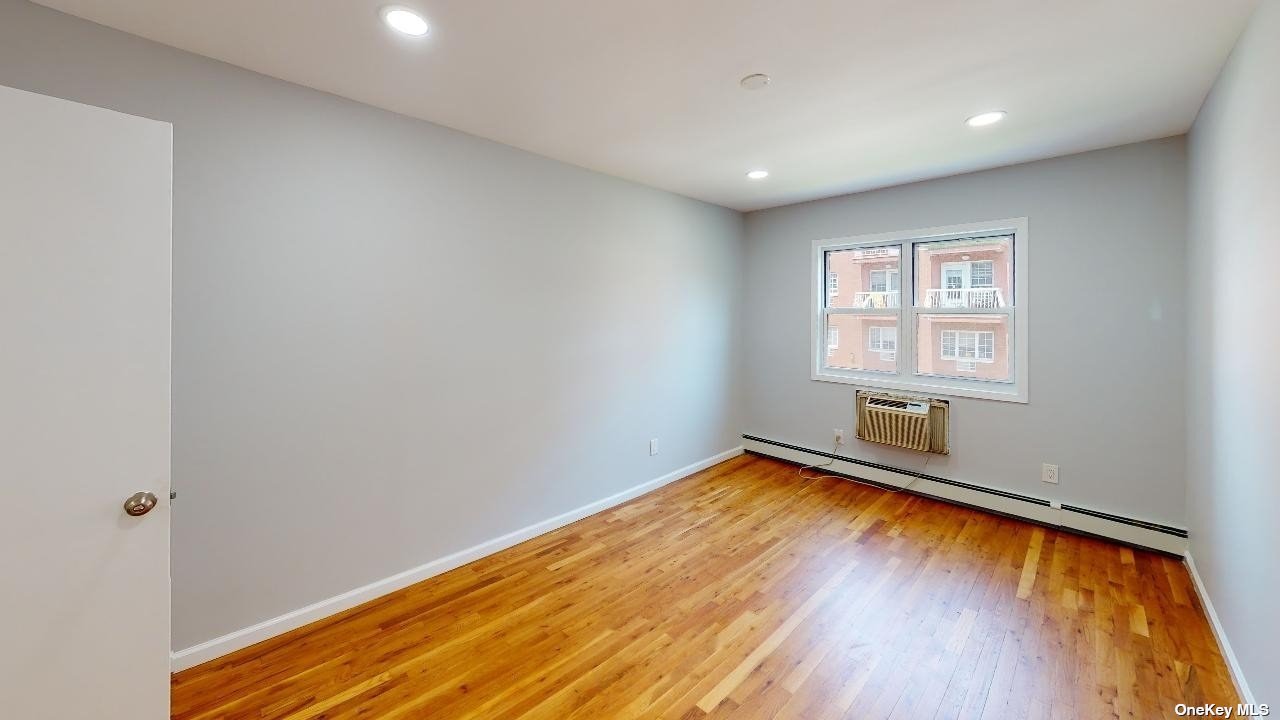 Apartment 82nd Avenue  Queens, NY 11435, MLS-3504076-16