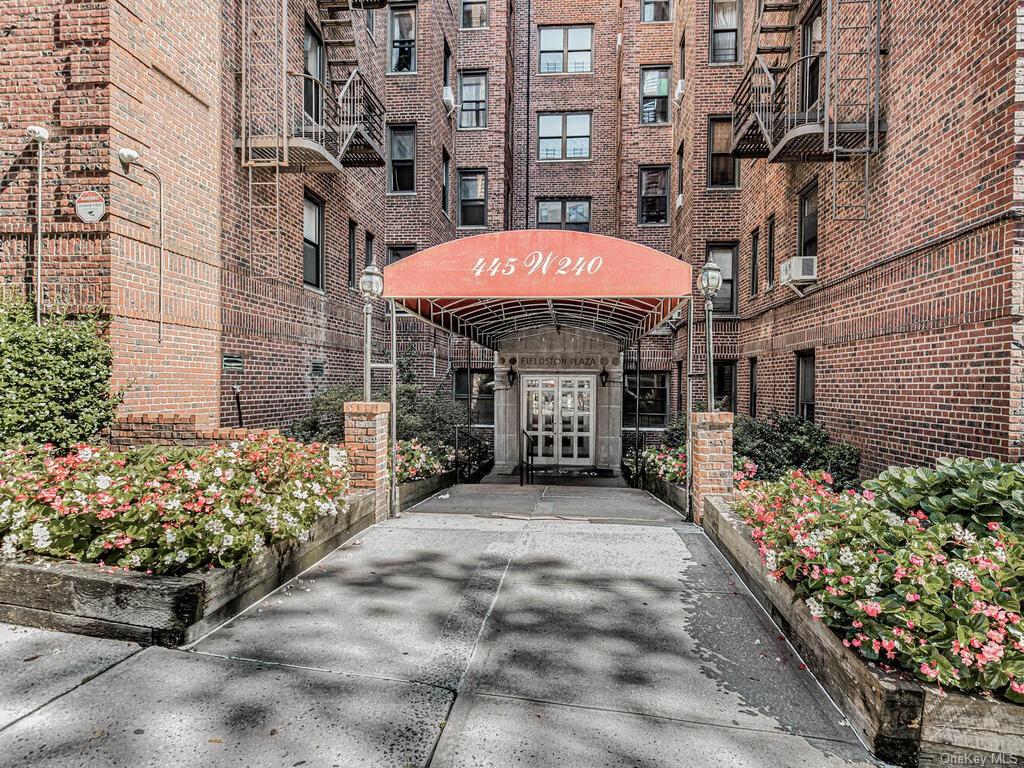 Apartment 240th  Bronx, NY 10463, MLS-H6278212-16