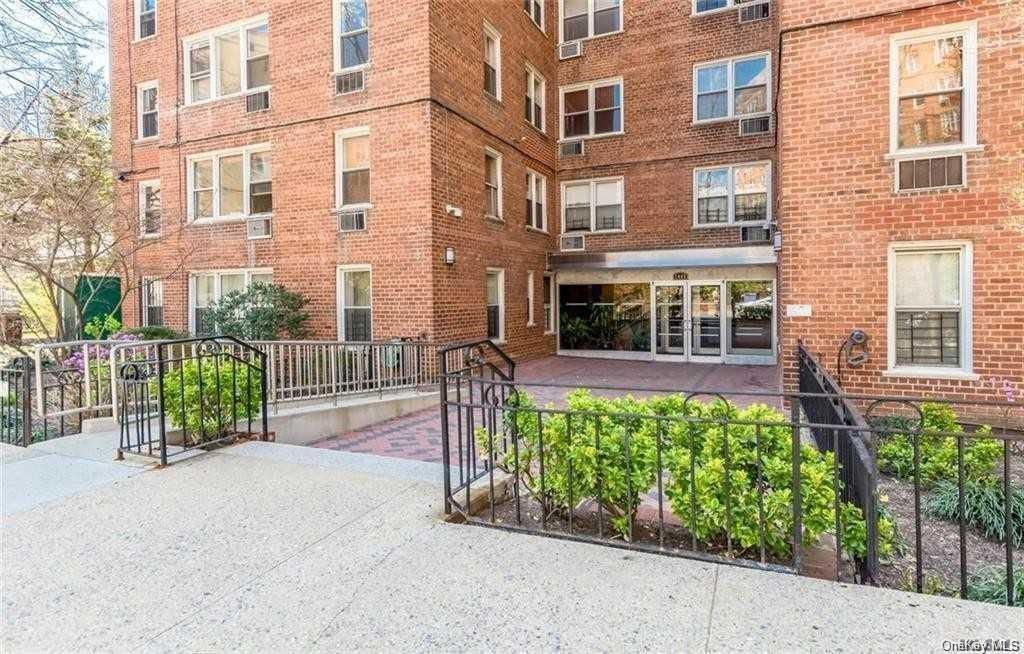 Apartment Palisade  Bronx, NY 10463, MLS-H6242314-16