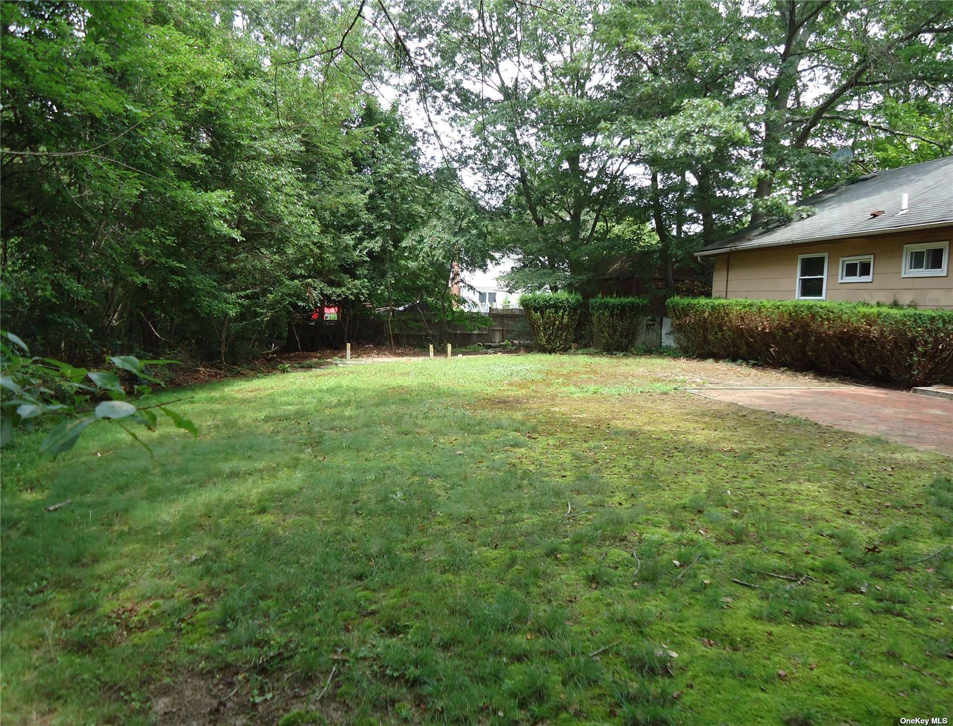 Single Family Ferrick  Suffolk, NY 11763, MLS-3493316-16