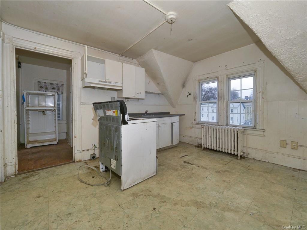 Four Family Broadway  Orange, NY 12550, MLS-H6234321-16