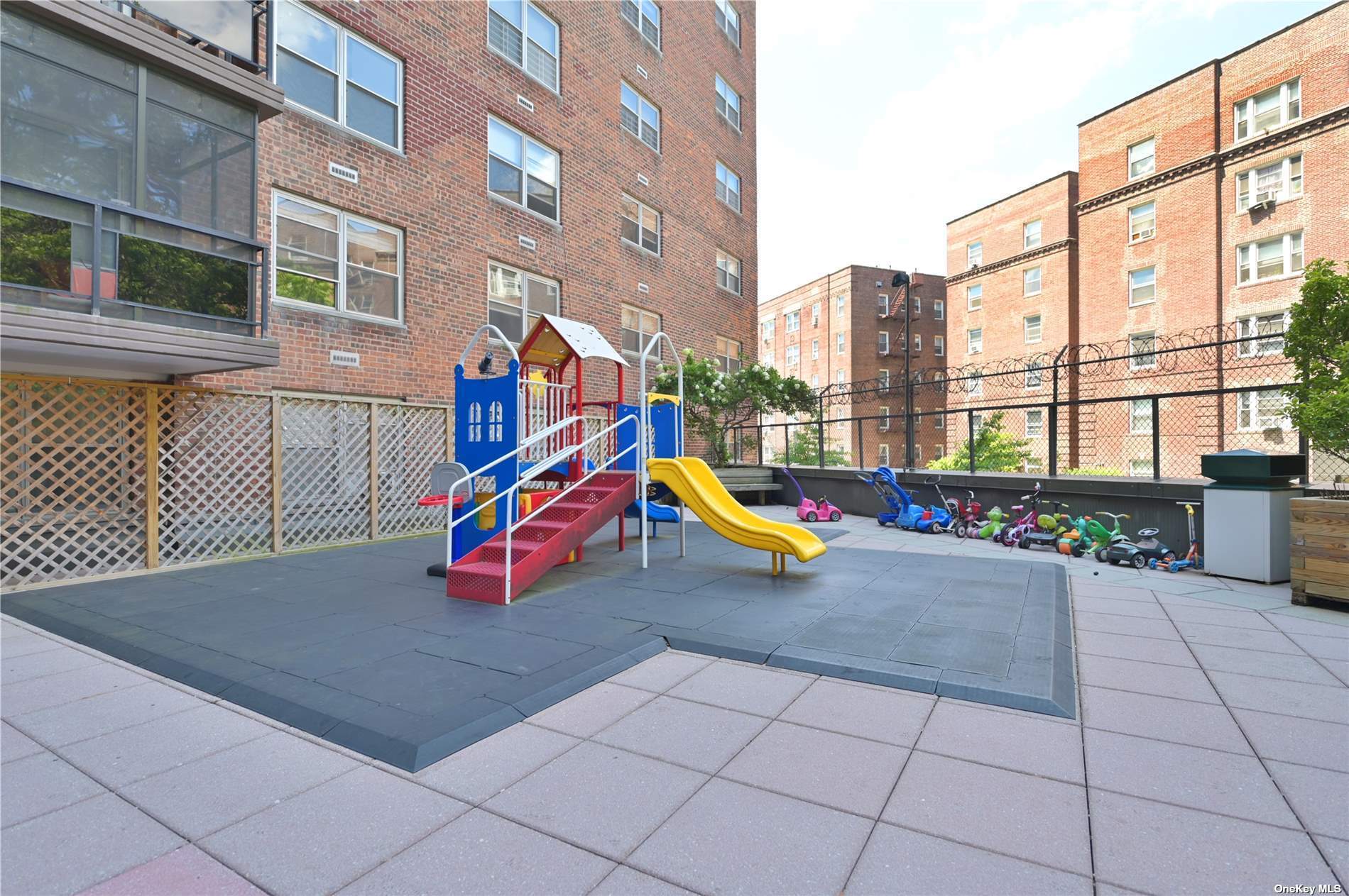 Coop 108th  Queens, NY 11375, MLS-3495334-16