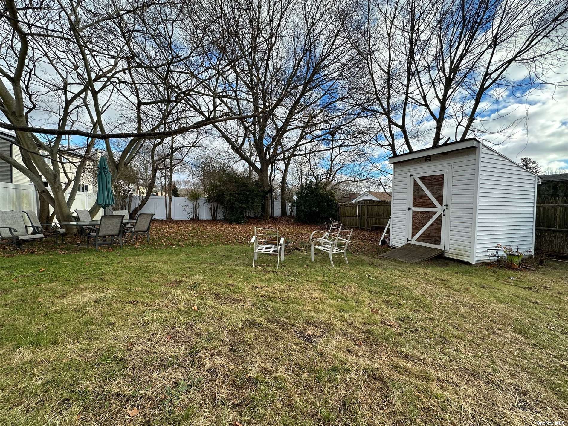 Single Family Washington  Suffolk, NY 11772, MLS-3520573-16