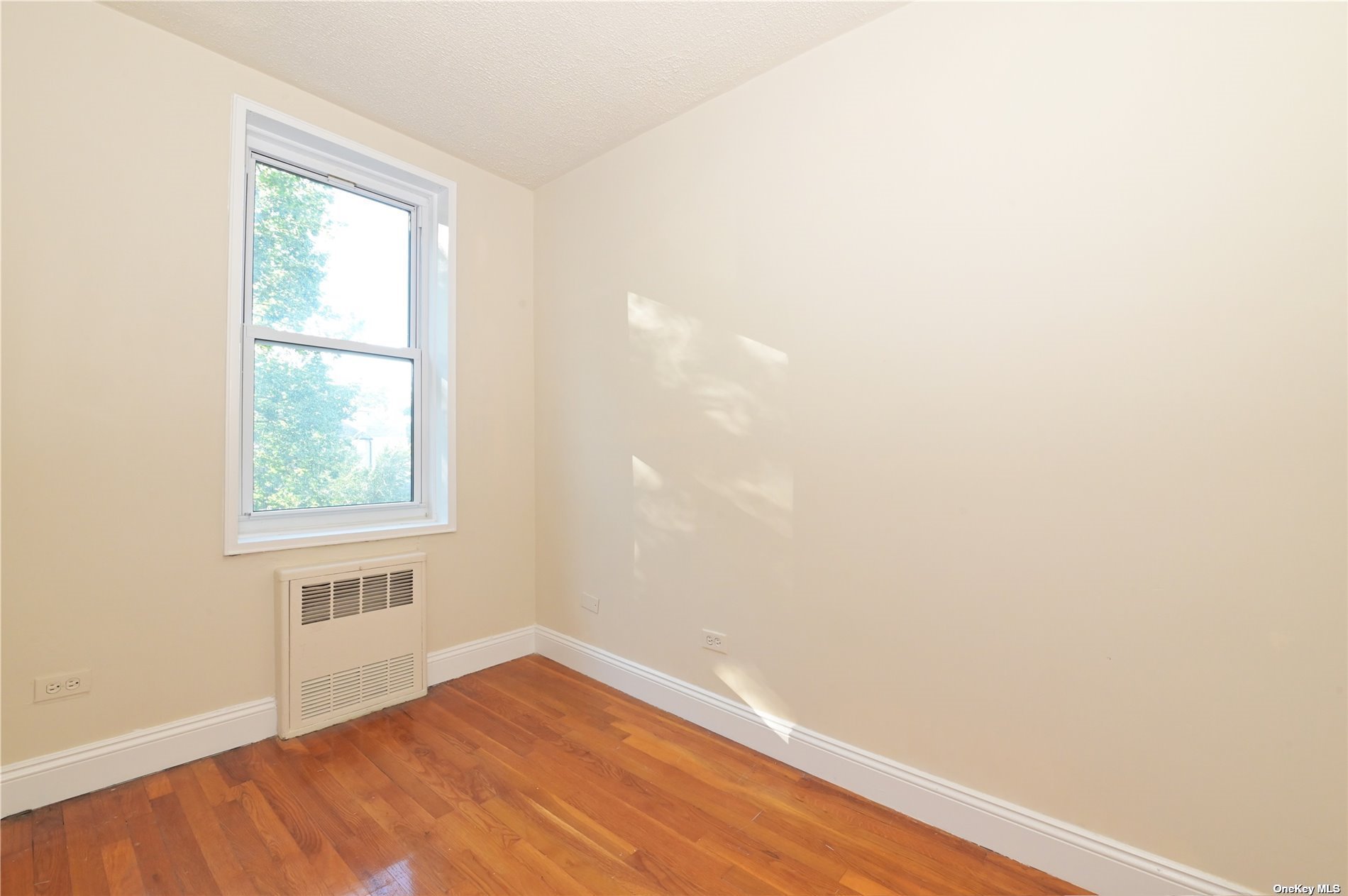 Apartment Northern  Queens, NY 11362, MLS-3510796-16