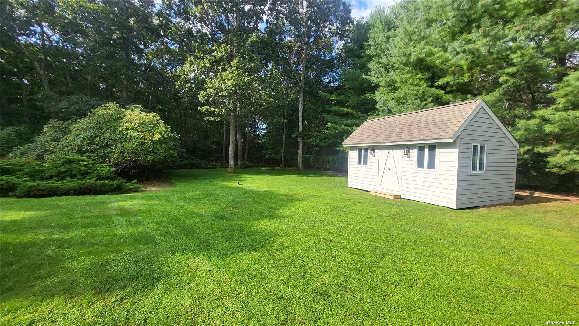 Single Family Bridle  Suffolk, NY 11960, MLS-3520019-17