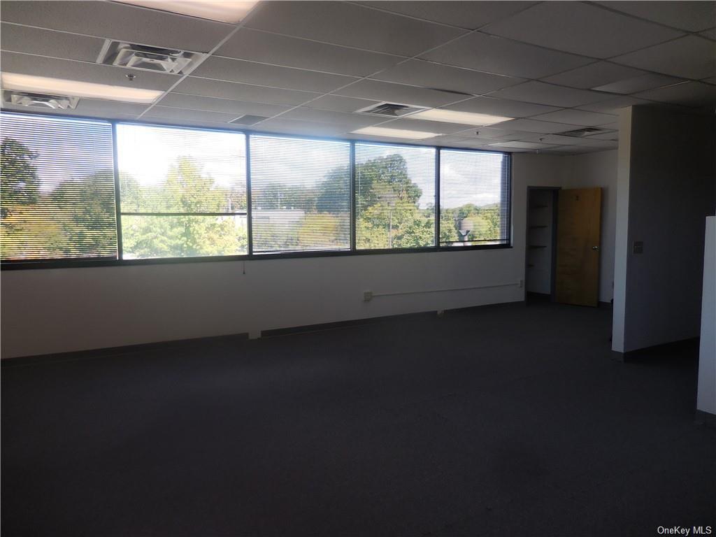 Commercial Lease Meadow  Orange, NY 12550, MLS-H6261020-17