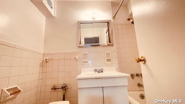 Coop Roosevelt  Queens, NY 11354, MLS-3519102-17