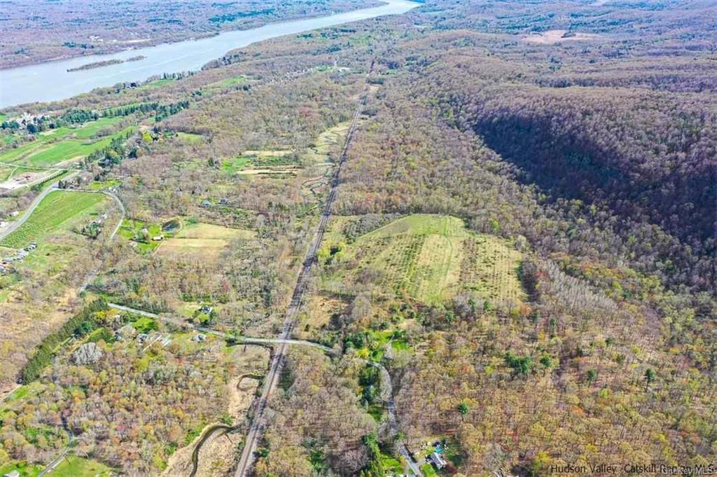 Land Esopus  Ulster, NY 12487, MLS-H6273308-17