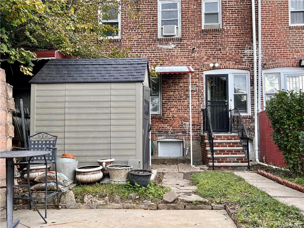Single Family 201st  Queens, NY 11412, MLS-H6272581-17