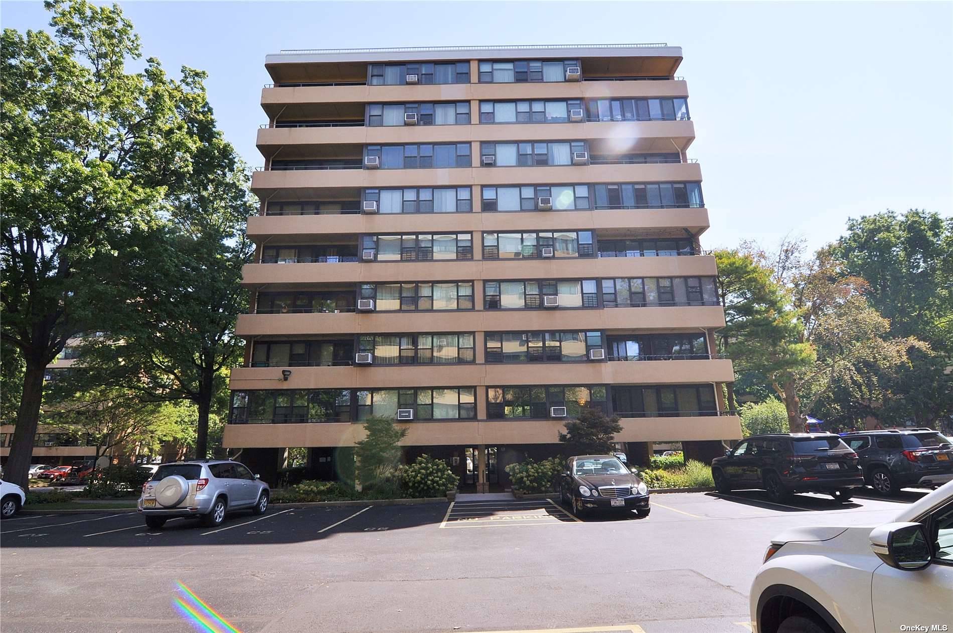 Coop 9th Ave  Queens, NY 11357, MLS-3475719-17