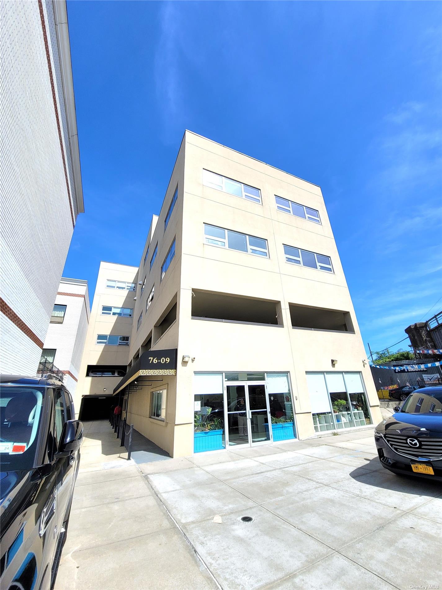 Commercial Lease Queens  Queens, NY 11373, MLS-3506801-17