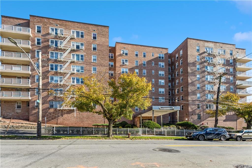 Coop Broadway  Westchester, NY 10701, MLS-H6278815-17