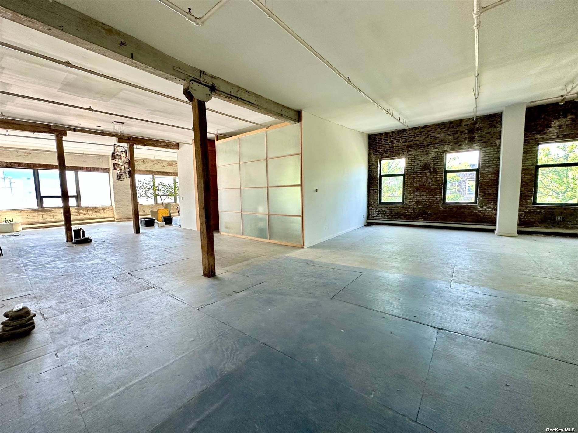 Commercial Sale Van Dam  Brooklyn, NY 11222, MLS-3481020-18