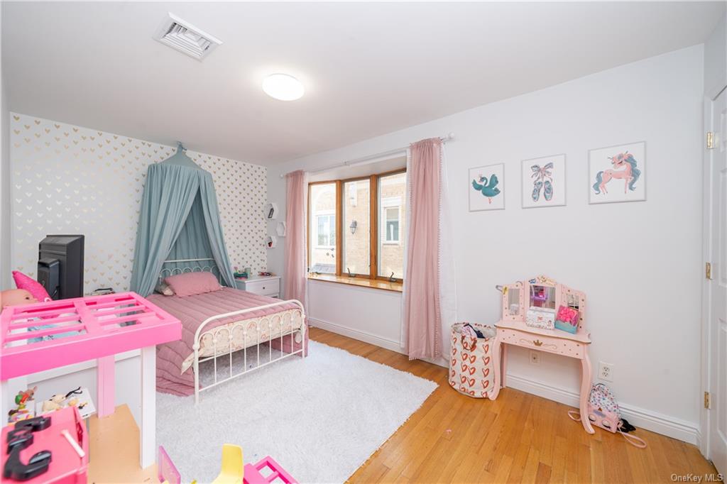 Two Family Tierney  Bronx, NY 10465, MLS-H6245265-18