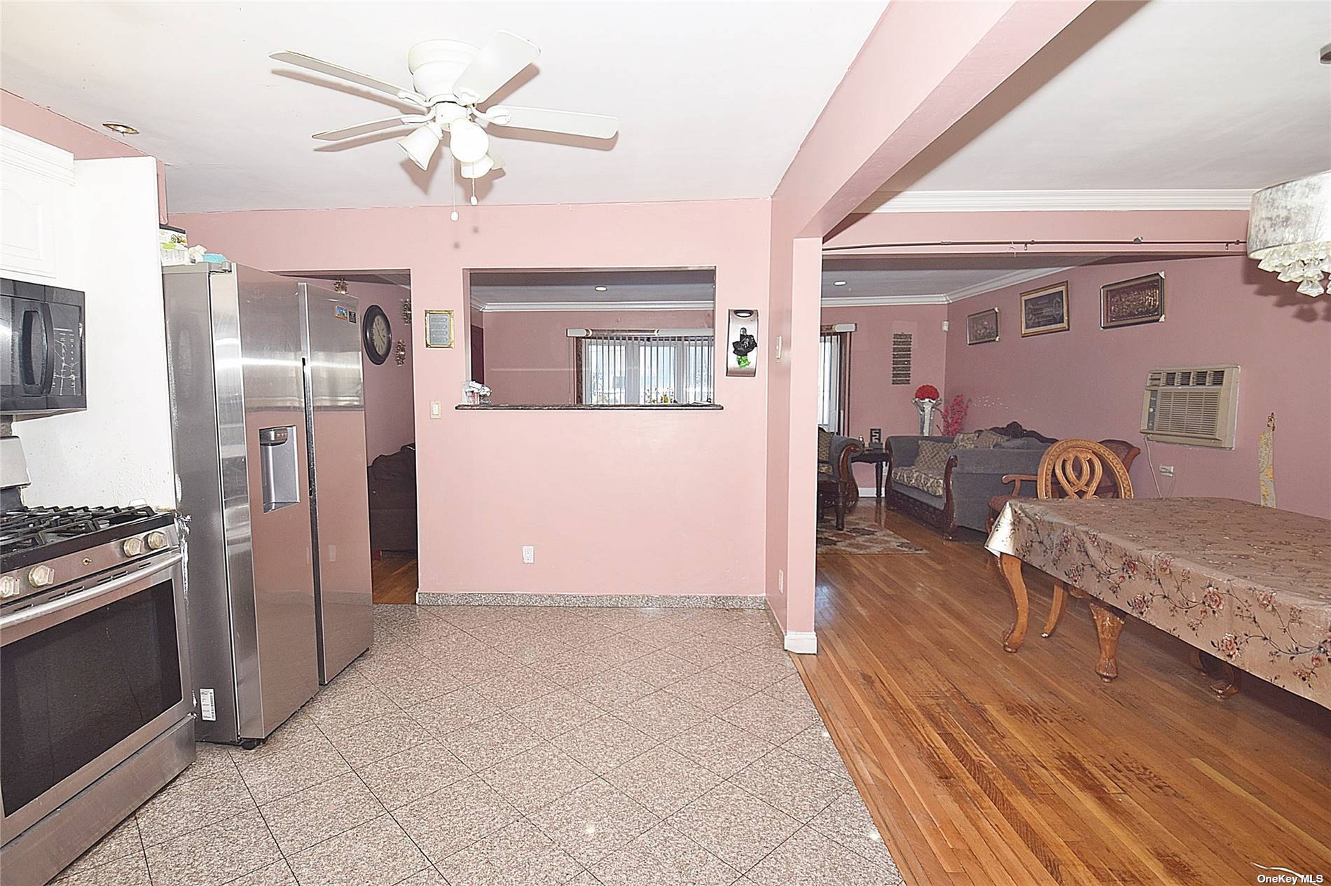 Two Family G  Nassau, NY 11580, MLS-3520320-18