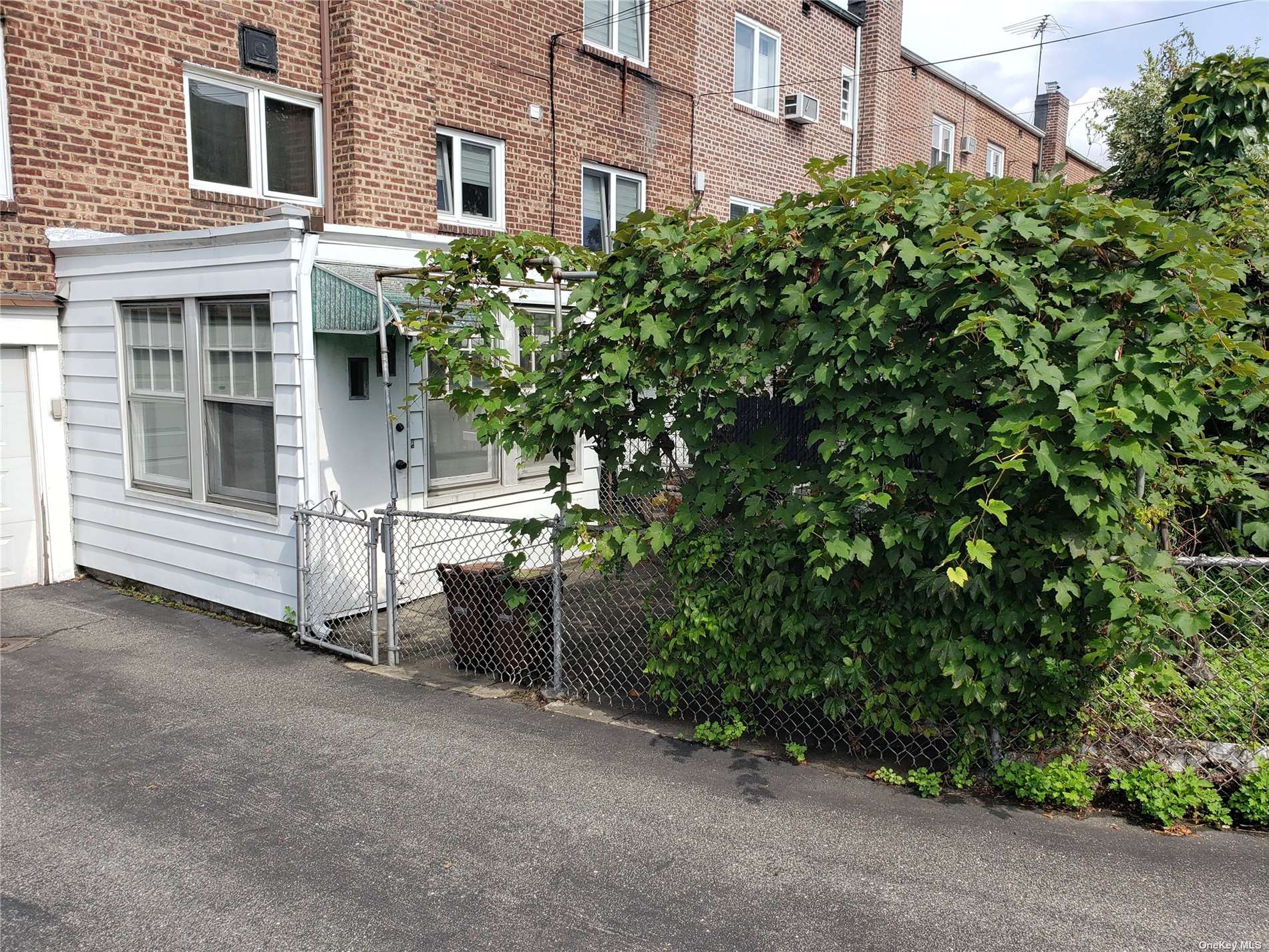 Single Family Doran  Queens, NY 11385, MLS-3504460-18