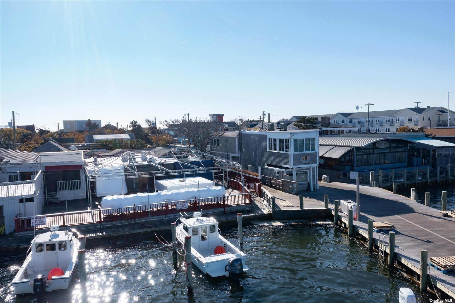 Commercial Sale Dock  Suffolk, NY 11782, MLS-3515570-18