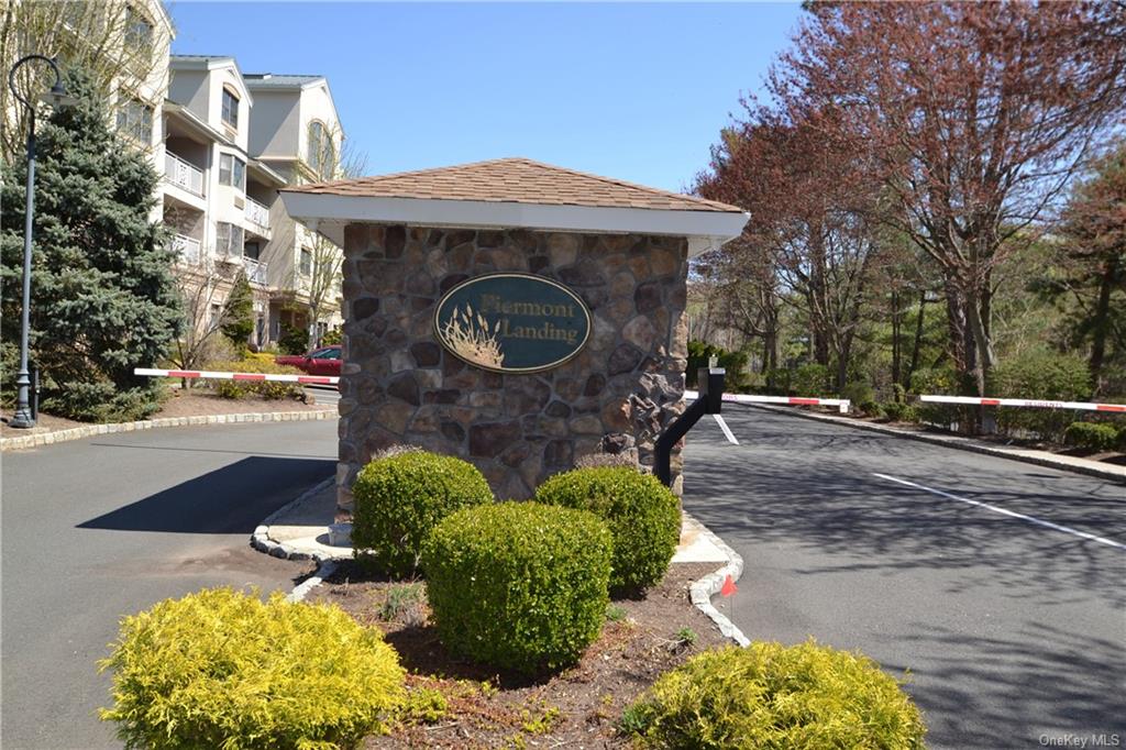 Condo Gair  Rockland, NY 10968, MLS-H6242769-18