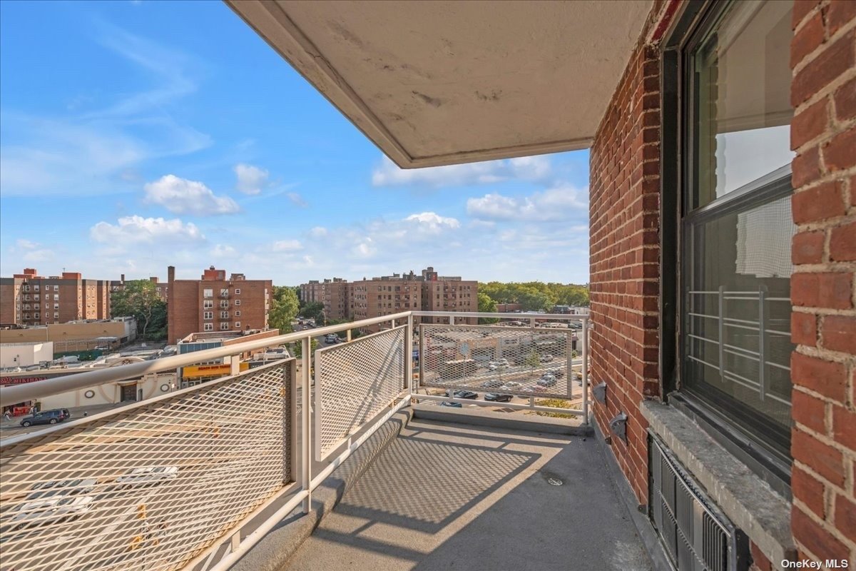 Condo Queens  Queens, NY 11375, MLS-3490845-18