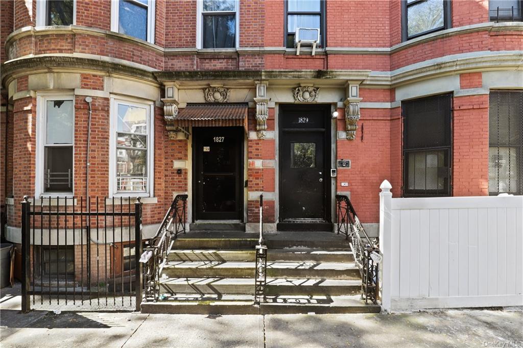 Single Family Topping  Bronx, NY 10457, MLS-H6273977-18