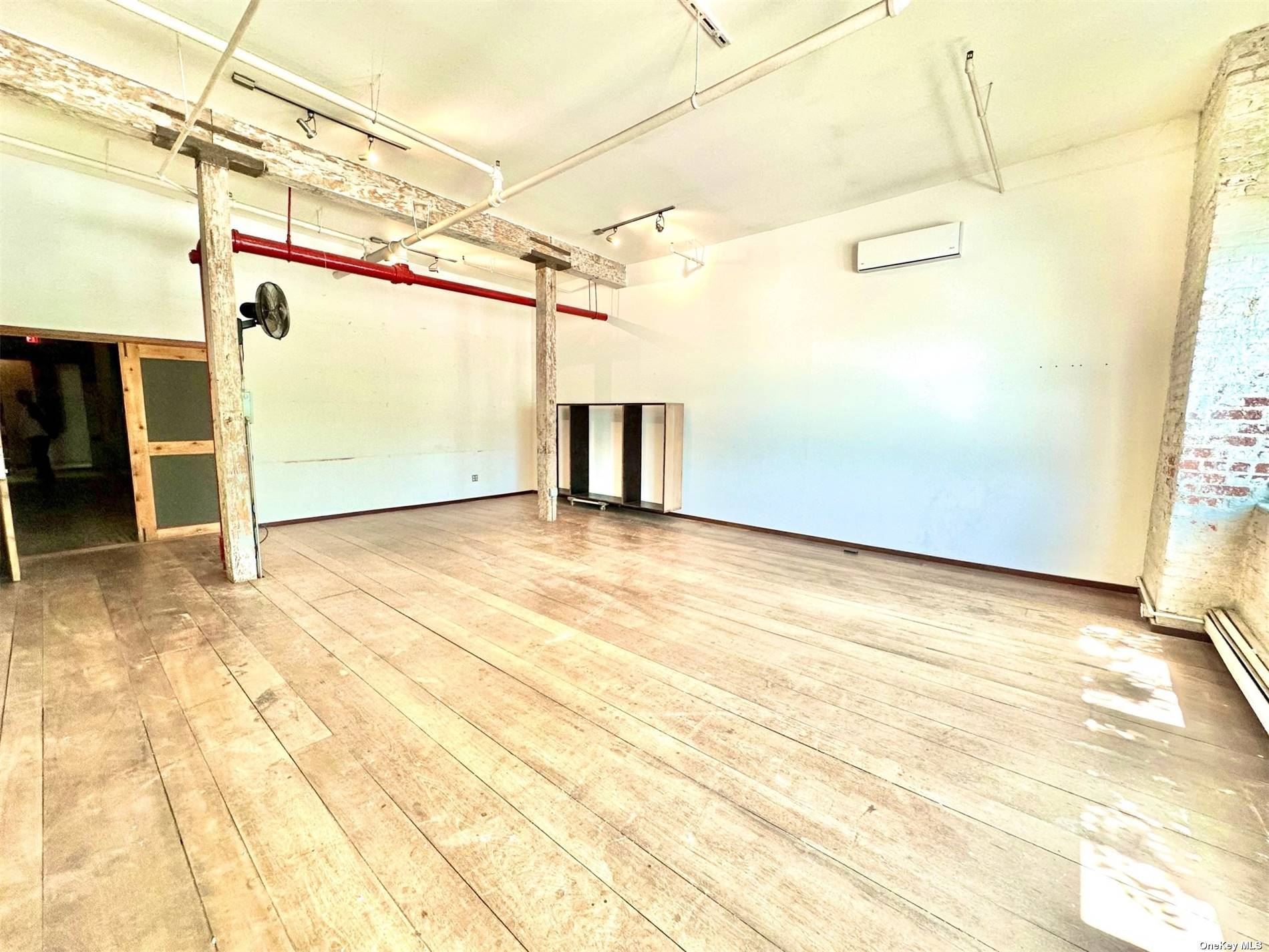 Commercial Sale Van Dam  Brooklyn, NY 11222, MLS-3481020-19