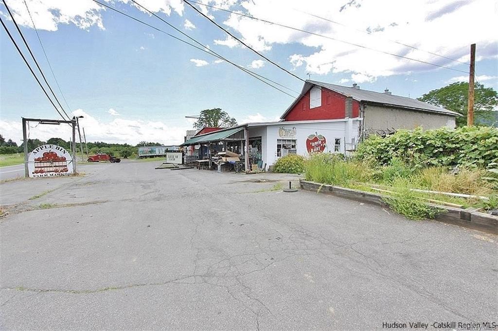 Commercial Sale Broadway  Ulster, NY 12487, MLS-H6273286-19