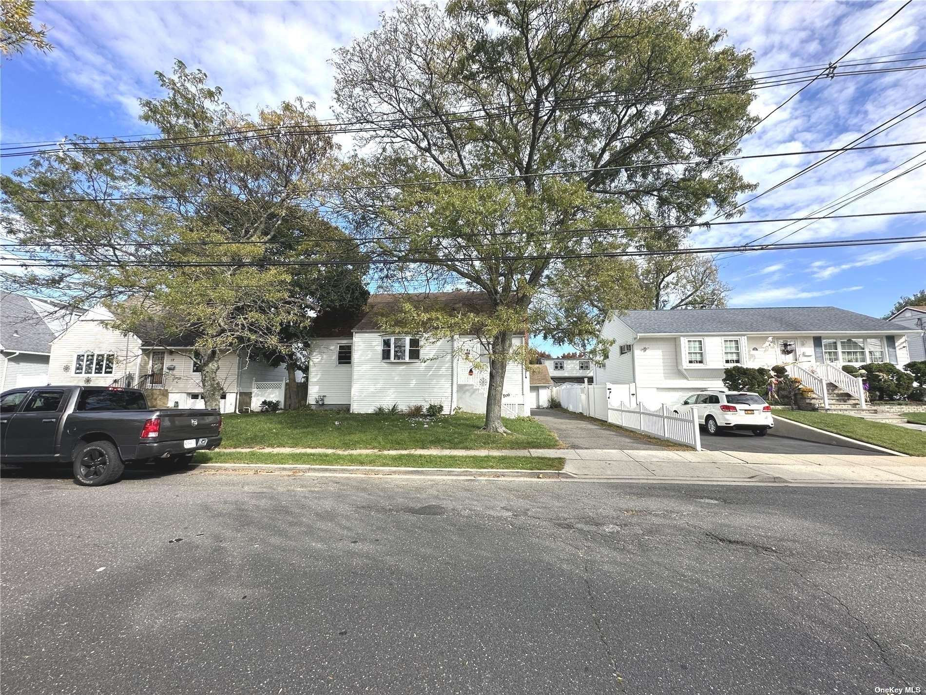 Single Family Westside  Nassau, NY 11520, MLS-3516728-19