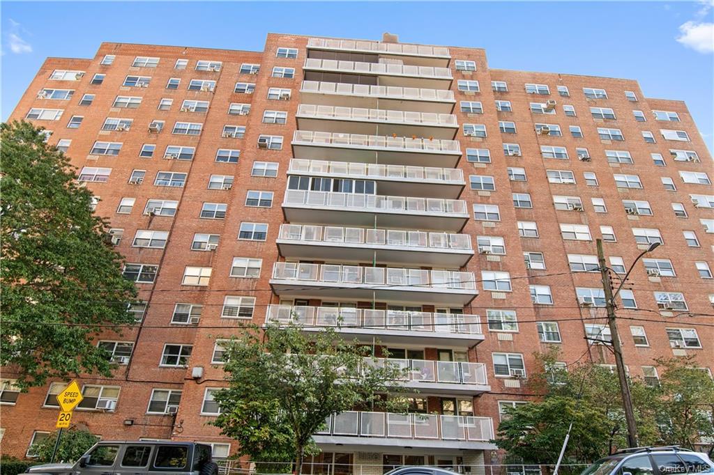 Apartment Irwin  Bronx, NY 10463, MLS-H6274014-2