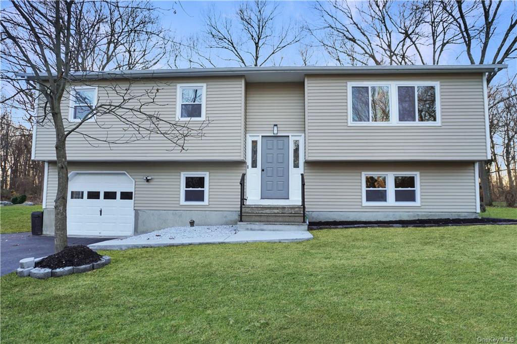 Single Family Summit  Orange, NY 12553, MLS-H6281018-2