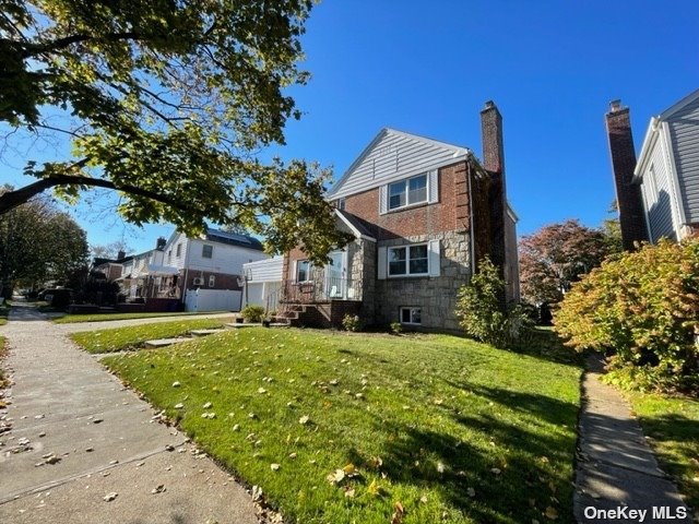 House 190th  Queens, NY 11432, MLS-3516100-2