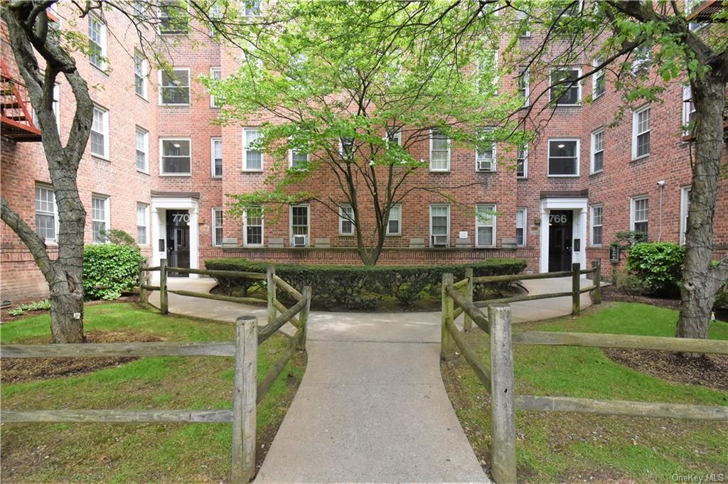 Coop Bronx River  Westchester, NY 10708, MLS-H6247109-2