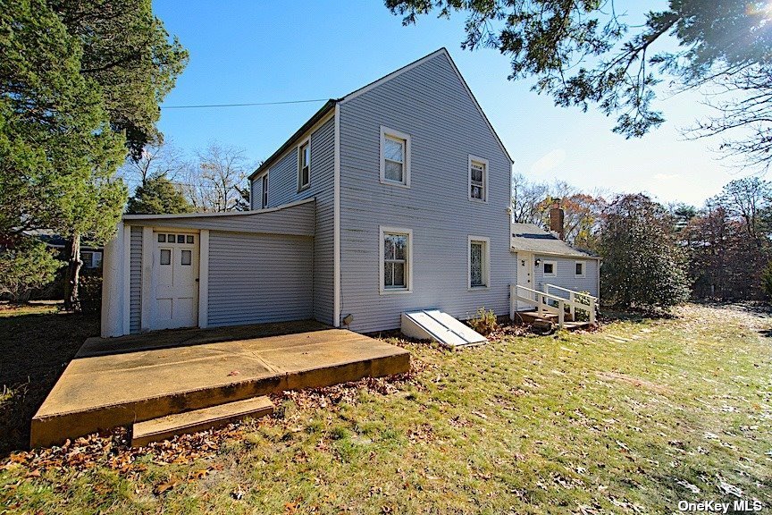 Single Family Old Riverhead  Suffolk, NY 11946, MLS-3518115-2