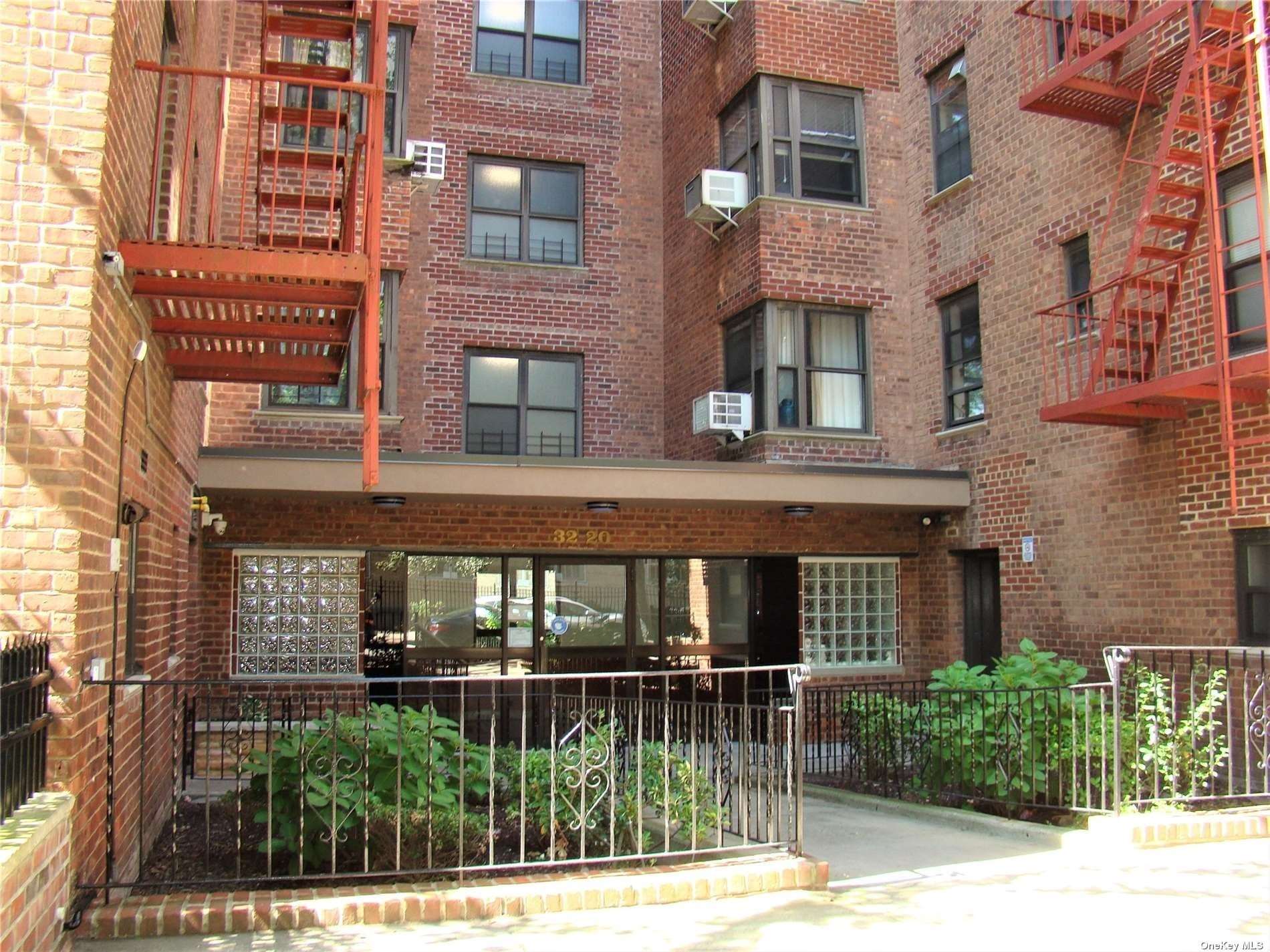 Coop 89  Queens, NY 11369, MLS-3481116-2